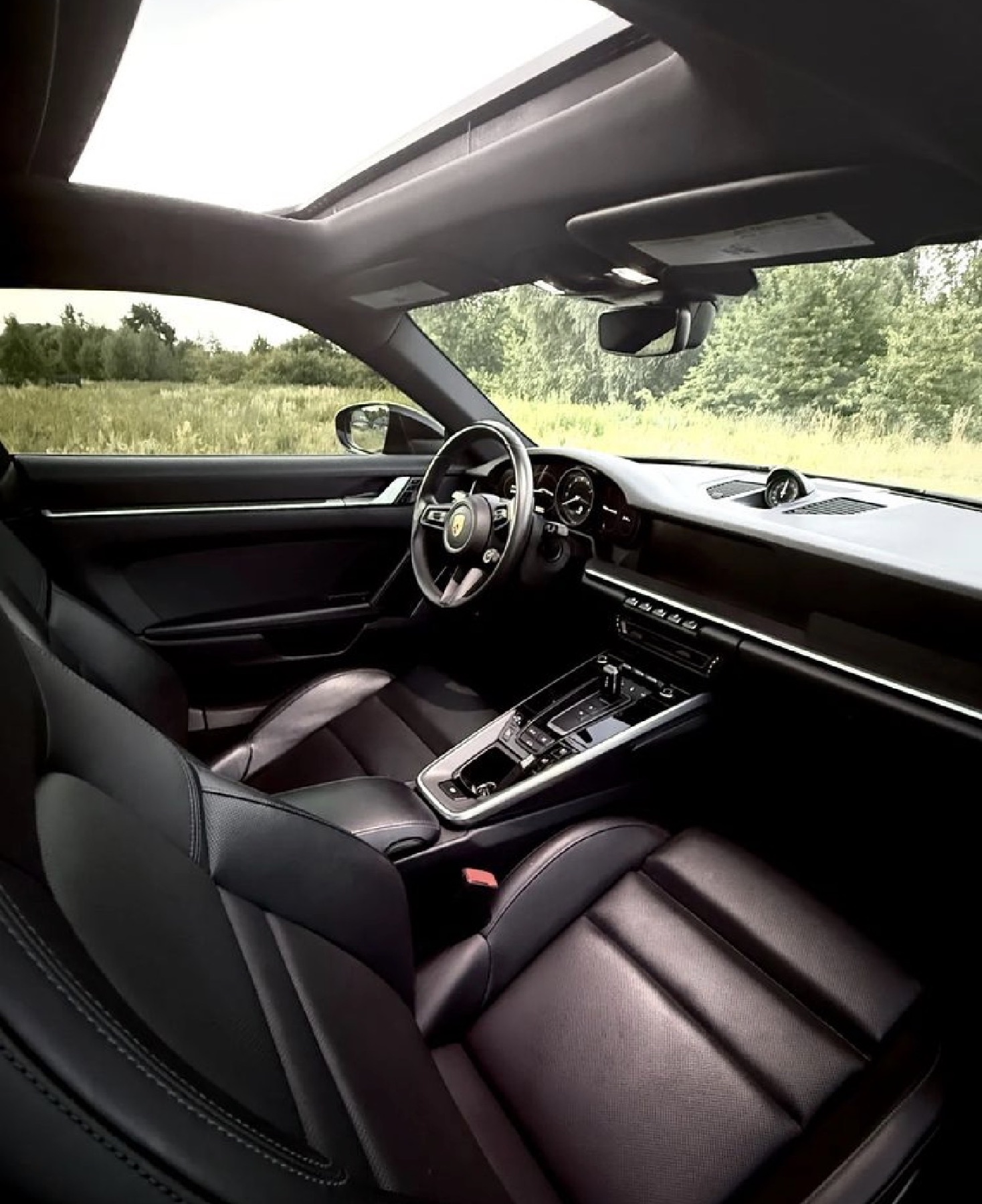 Wnetrze Porsche 911 Carrera
